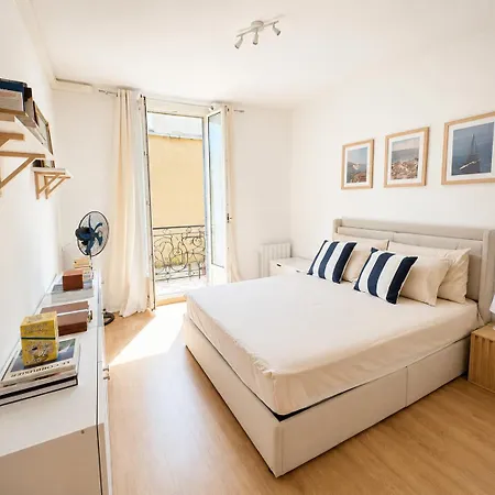 1 Min To Monaco - 4 Guests Max - Free Parking شقة